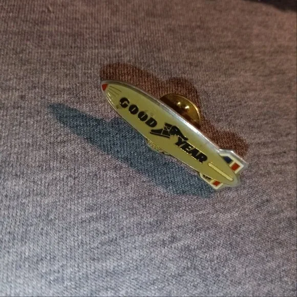 Vintage Goodyear Blimp Lapel Hat Pin - Picture 3 of 3